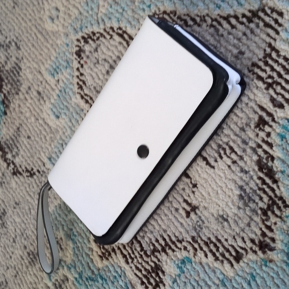 Kate Spade Saturday 2 in 1 Black & White Leather Double Wallet Wristlet - Picture 5 of 16